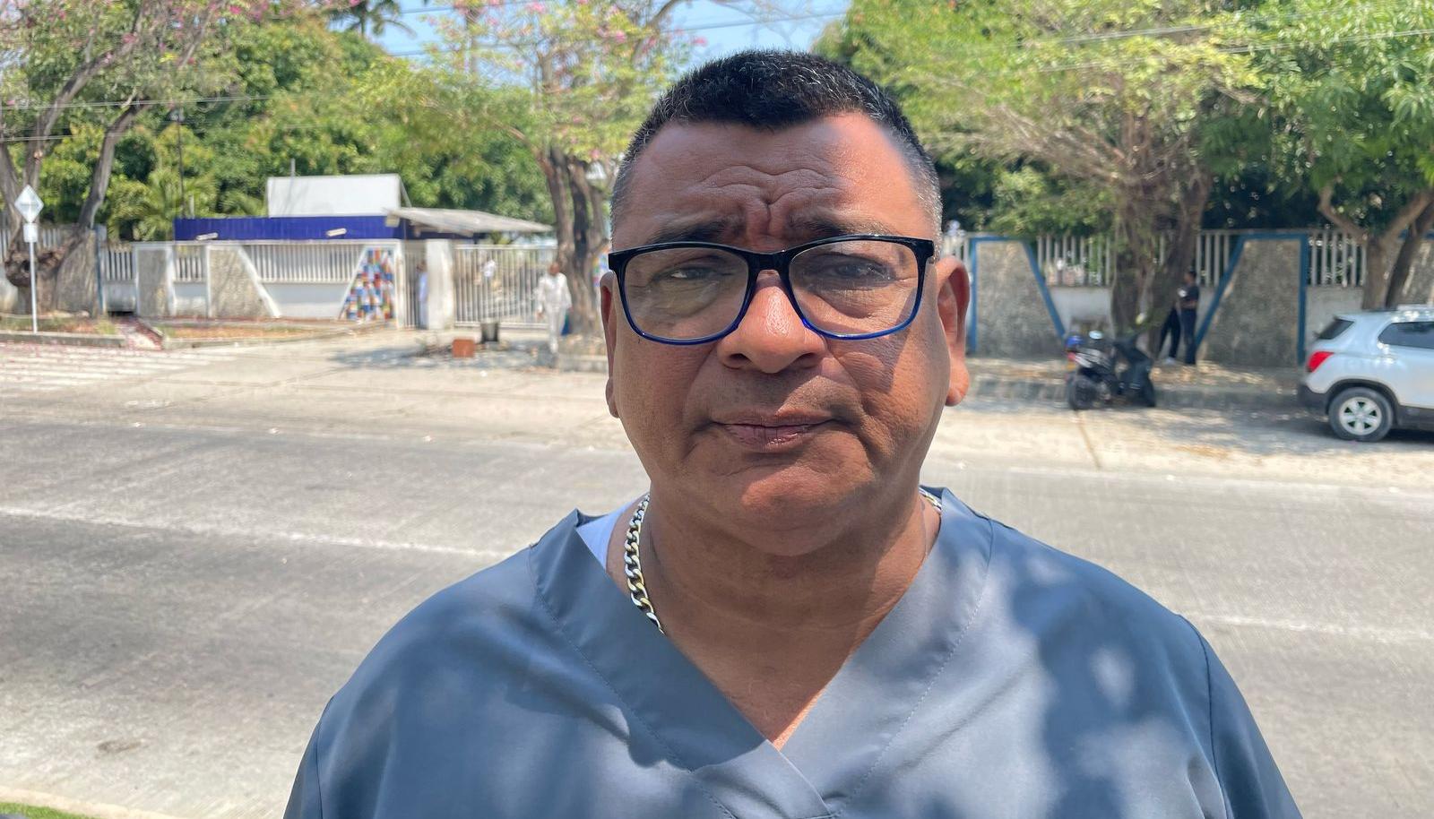 Eduardo Anguila, auxiliar de enfermería en el Cari Mental. 
