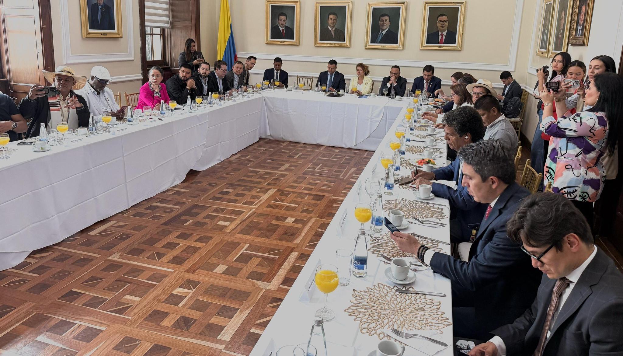 Imagen de la socialización.