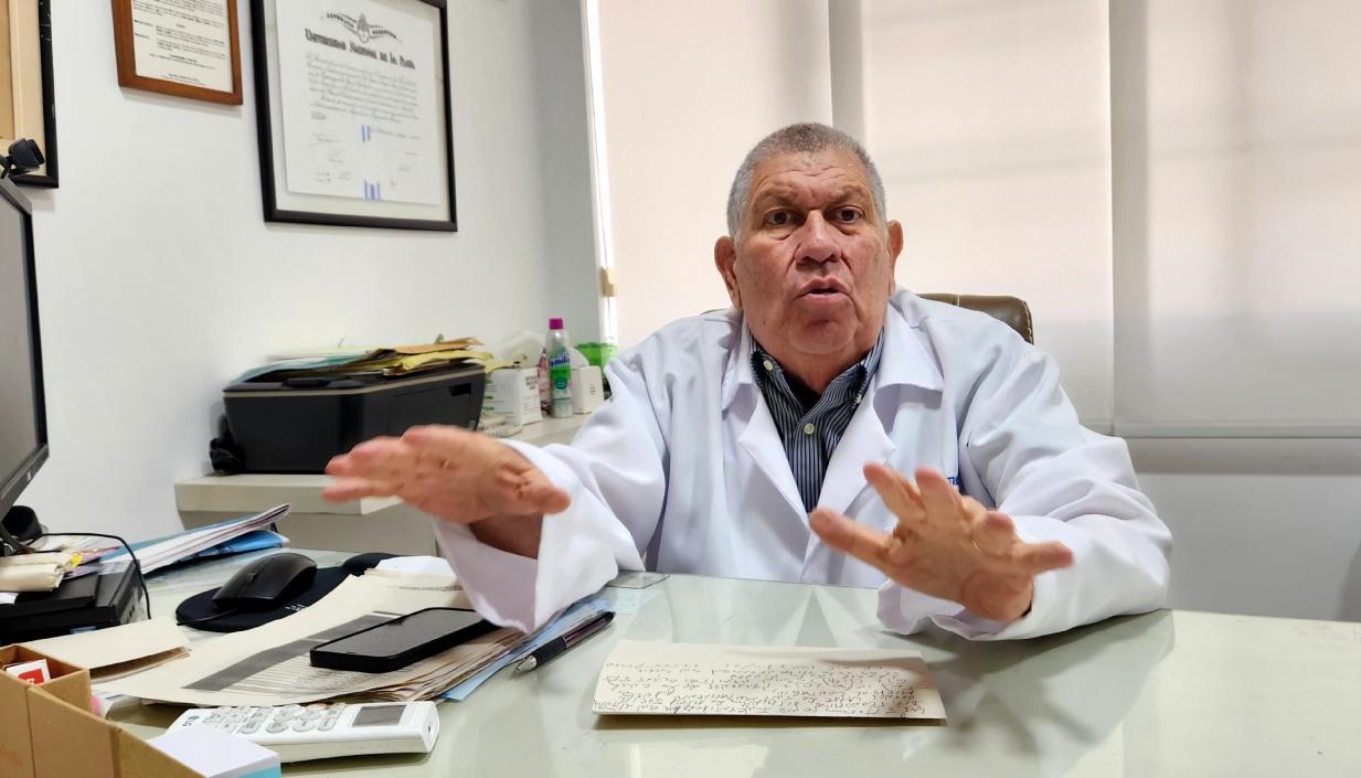 Juan Isaac Llanos, presidente de la Sociedad de Psiquiatría biológica en Colombia y exdirector nacional de Medicina Legal.  