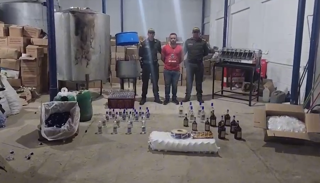 Licor adulterado incautado por la Policía Metropolitana de Barranquilla.