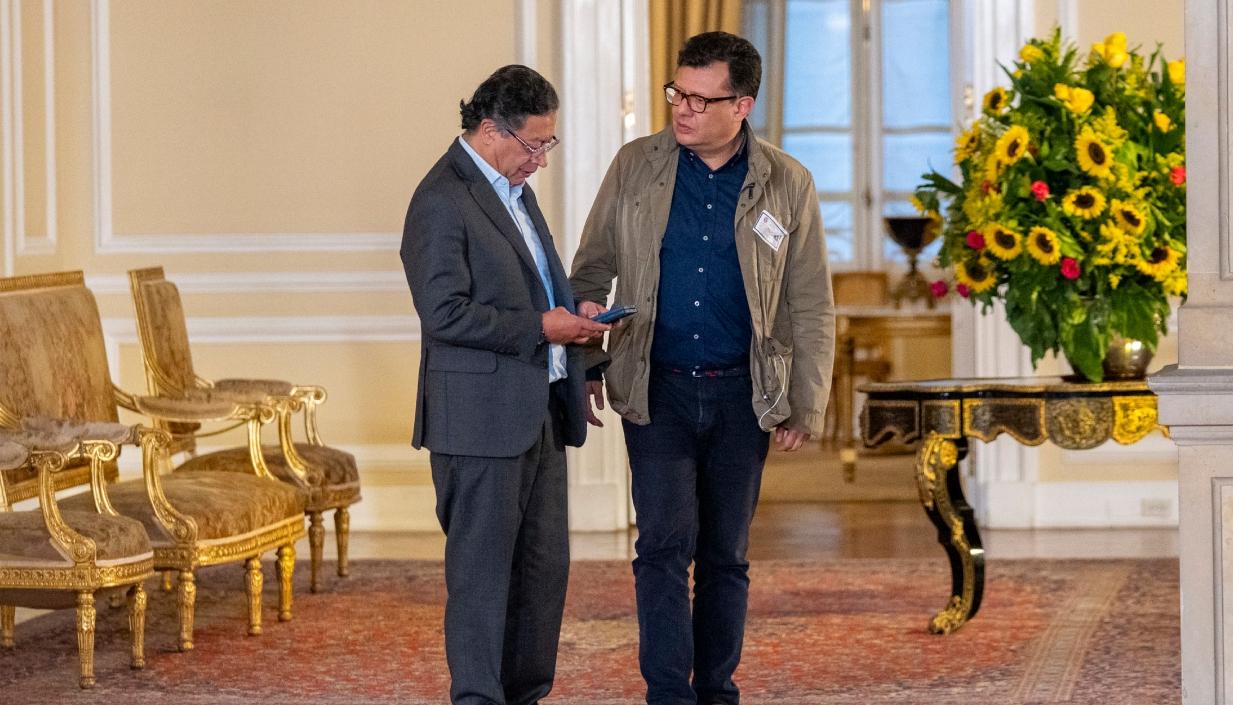 El Presidente Gustavo Petro antes de la alocución donde anunció que convocará una Consulta Popular. 