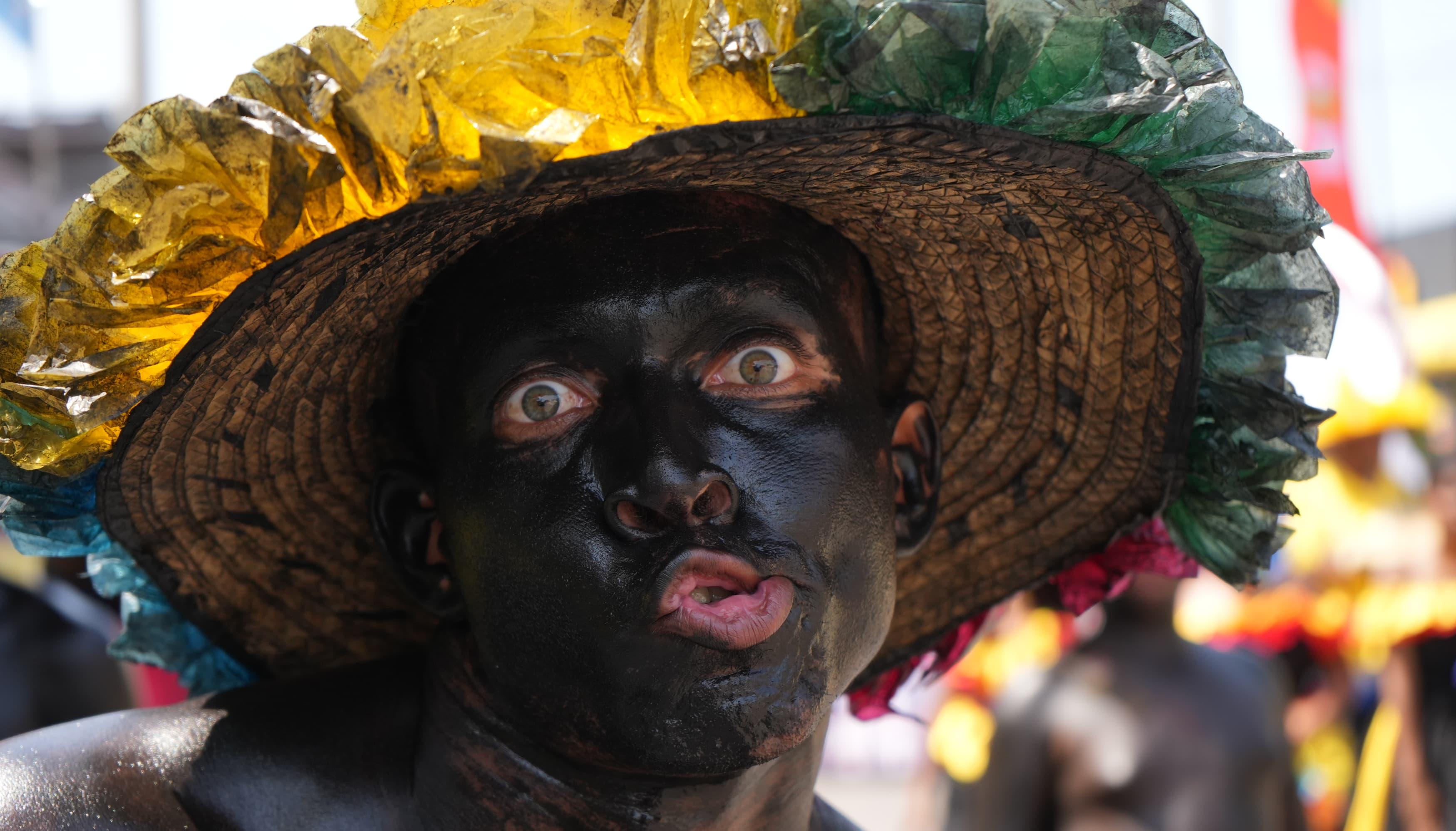 Ritmos Tropicales Danza Son de Negro en la Vía 40.