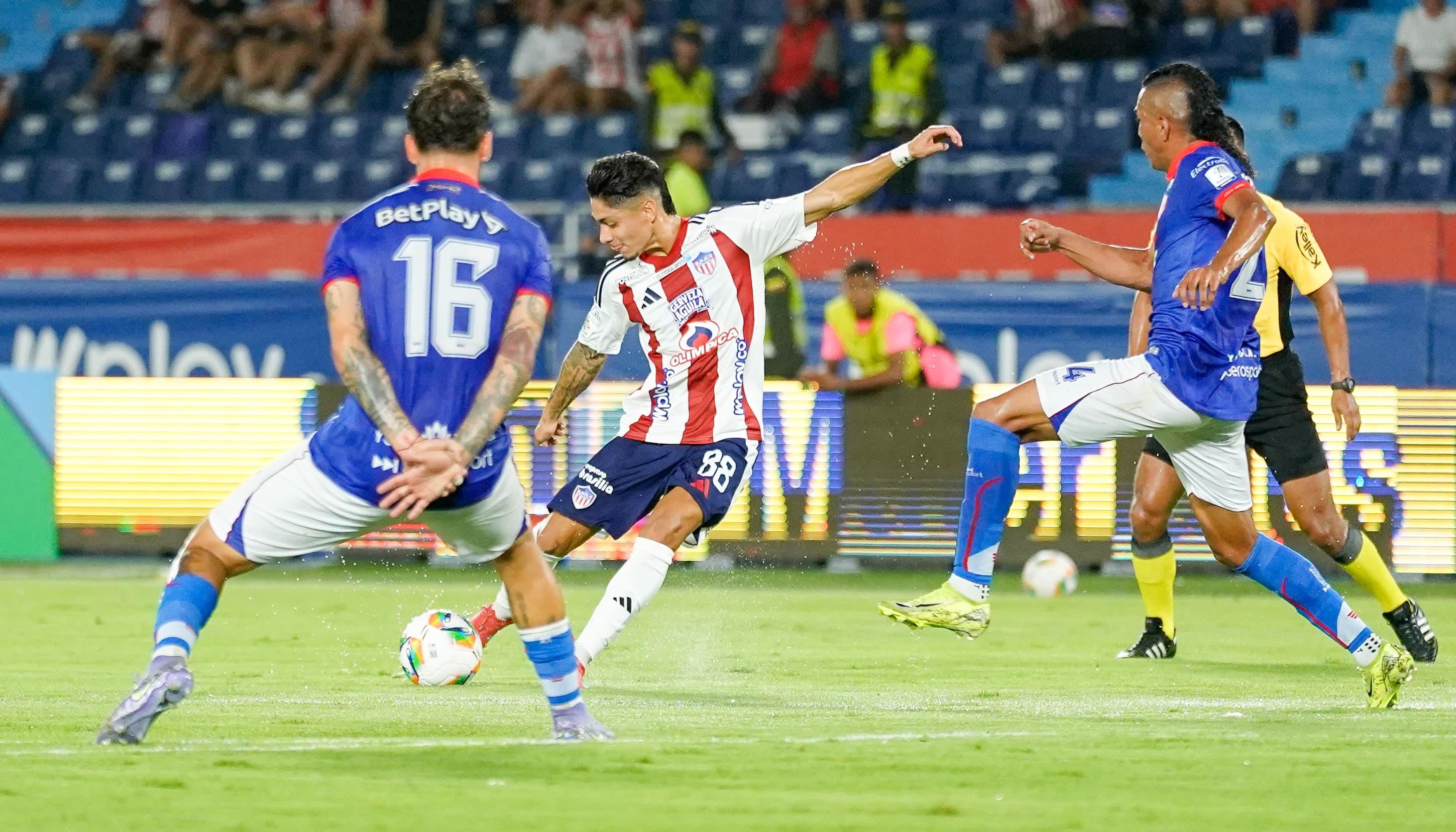 Aspecto del partido de esta noche en el Metropolitano. 