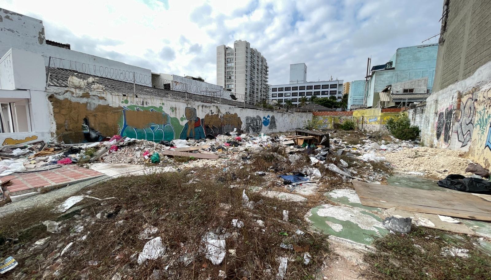 Distrito pidió a los propietarios implementar acciones de cerramiento.