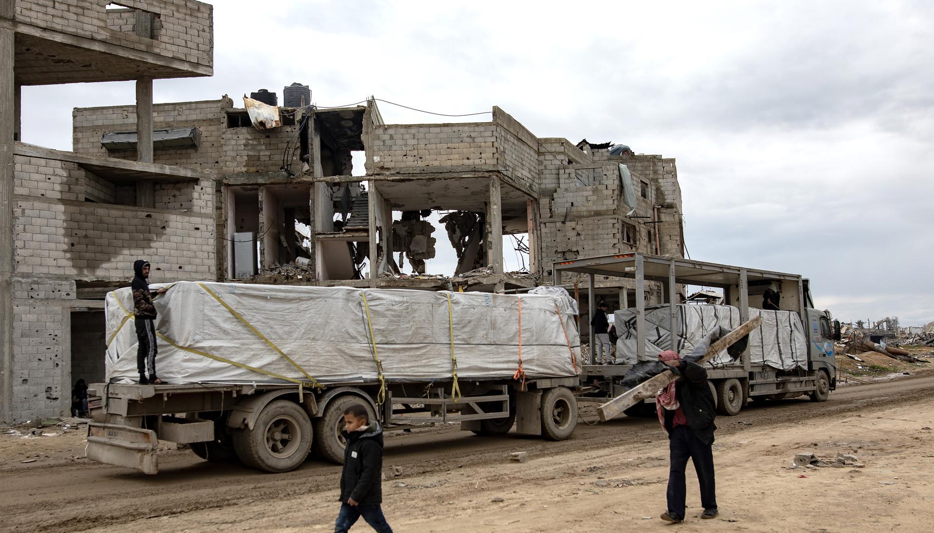 Transportes de ayuda humanitaria en Gaza.