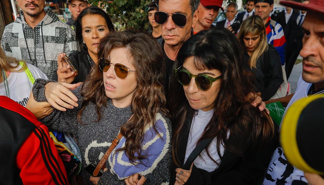 Dalma y Giannina, hijas de Maradona con Claudia Villafañe.