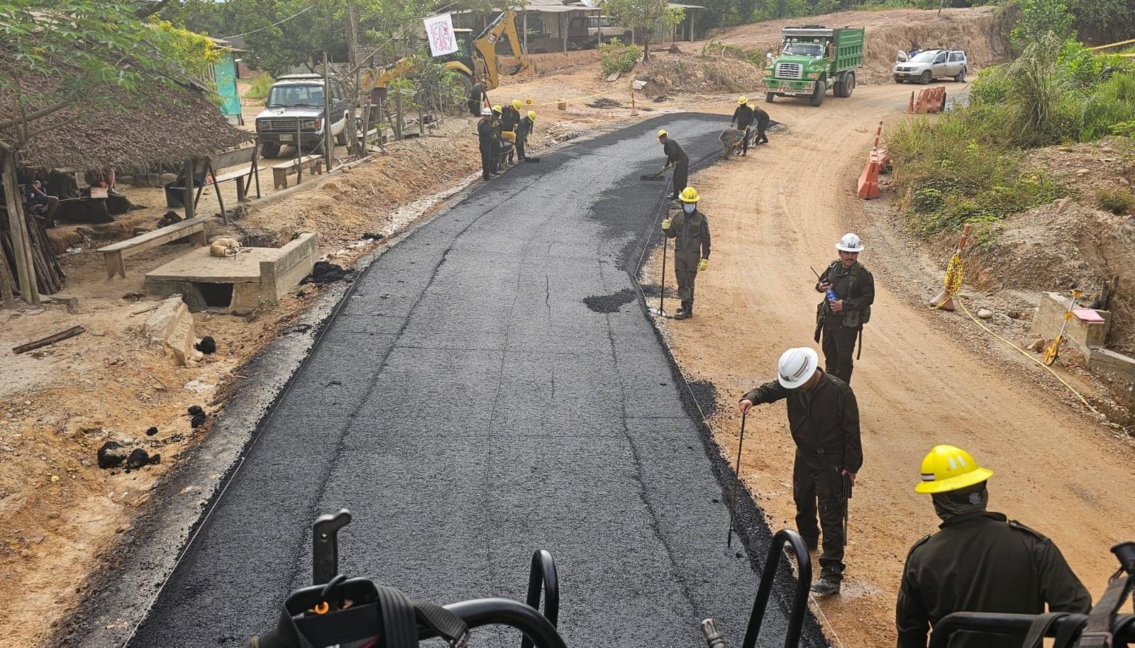 Ejército, con su equipo de ingenieros, construirá la vía. 