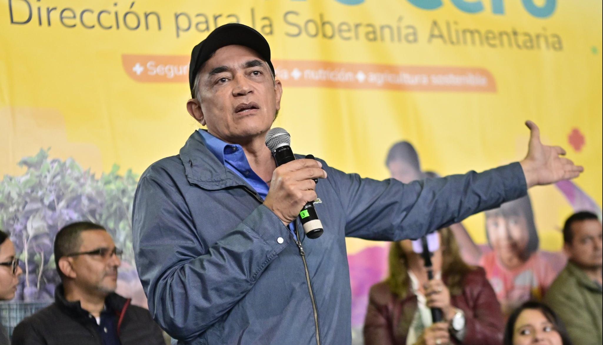 Gustavo Bolívar.