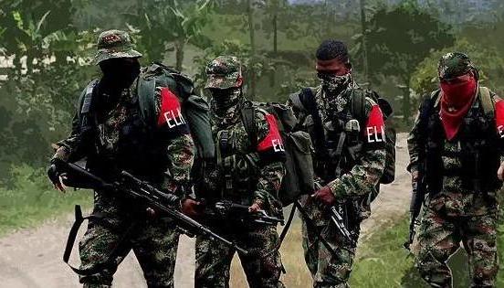 Guerrilleros del ELN.