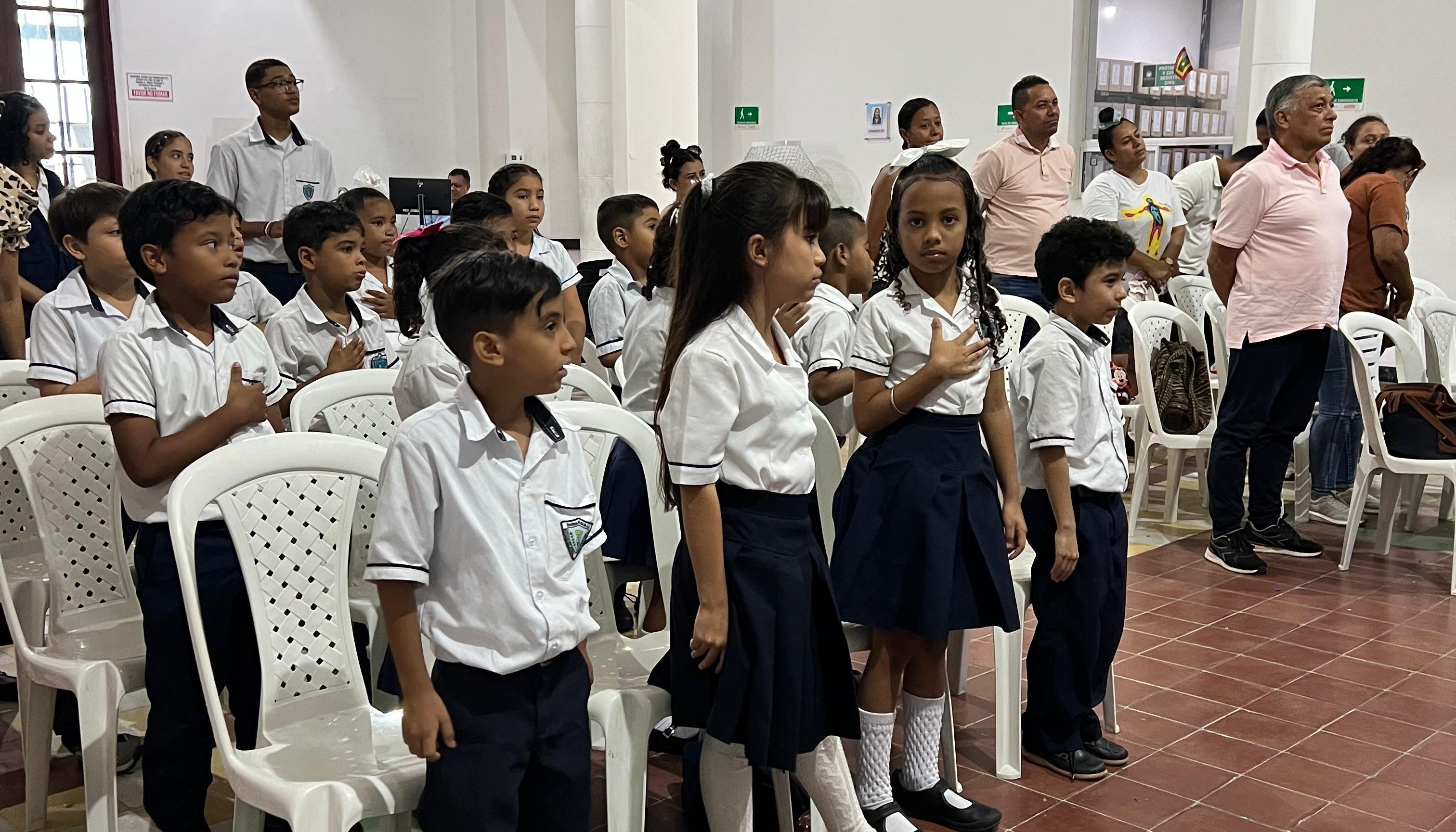 Estudiantes de la IED Pestalozzi.