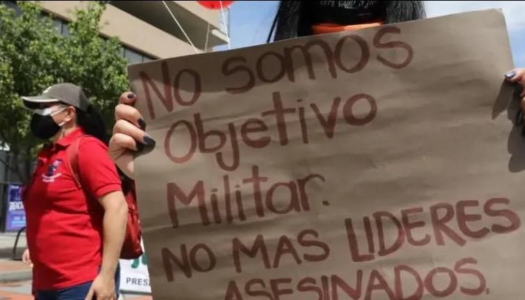 AI alerta sobre el persistente abandono estatal y la falta de garantías. 