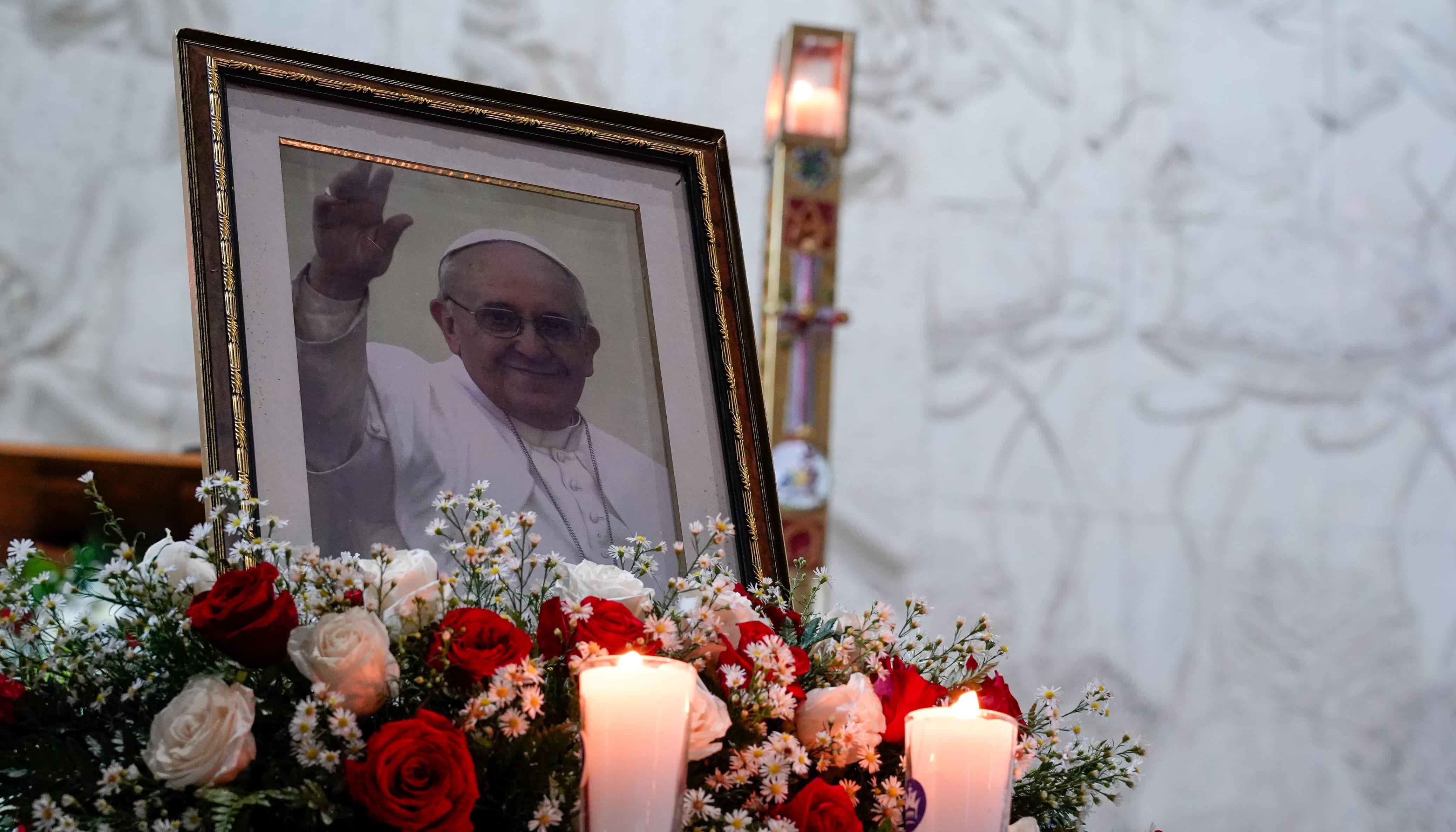 Fotografía del Papa Francisco en la misa en su honor en la Catedral María Reina. 