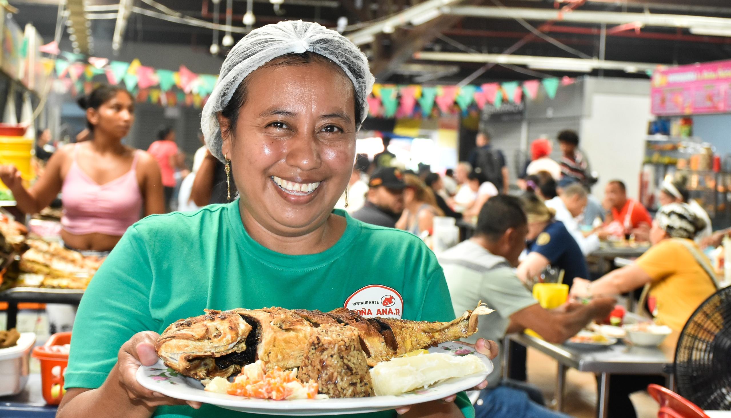 Plazoletas de comidas de las galerías del Centro de Barranquilla. 