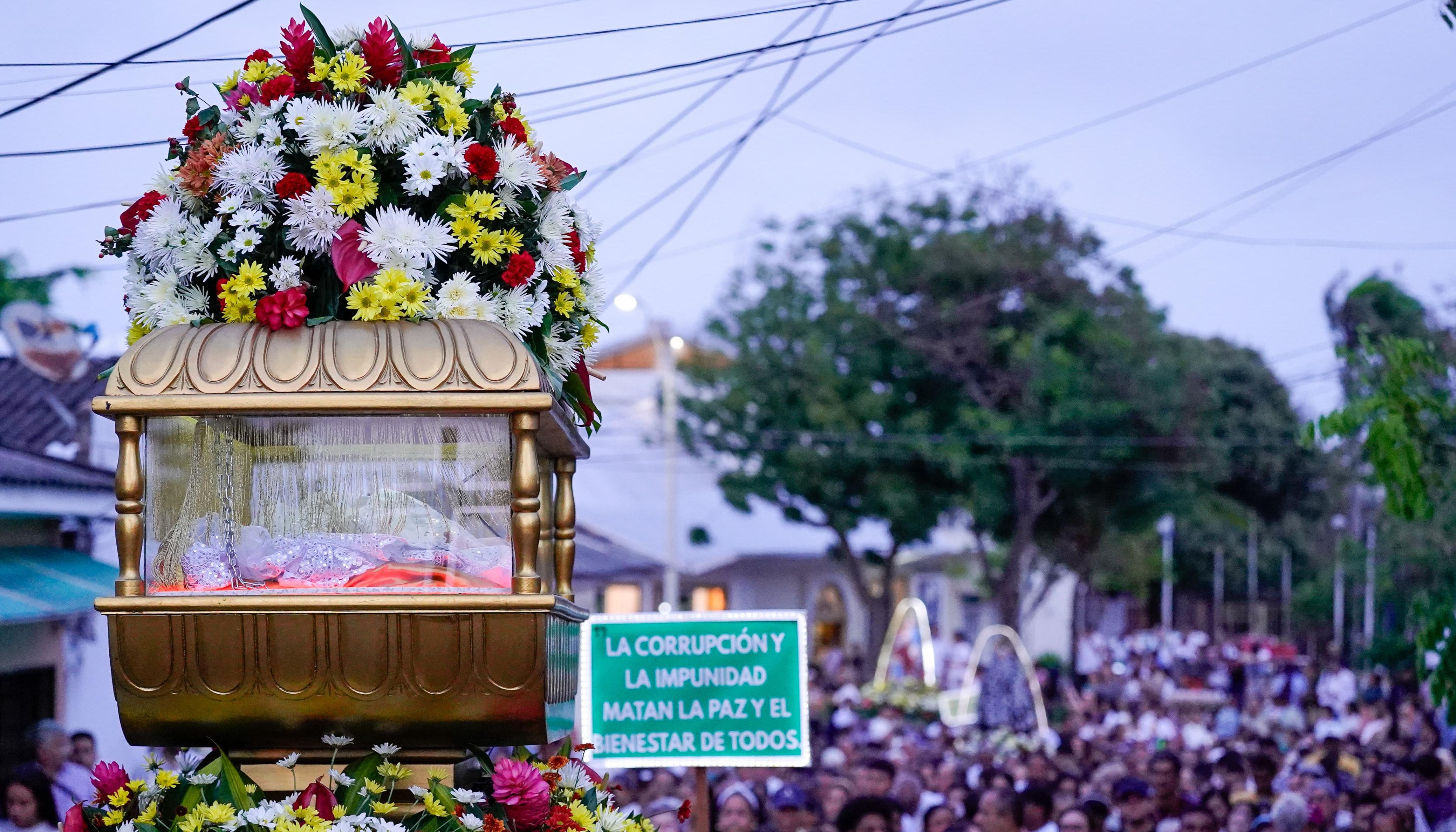 El recorrido fue por los barrios Cevillar y El Carmen.