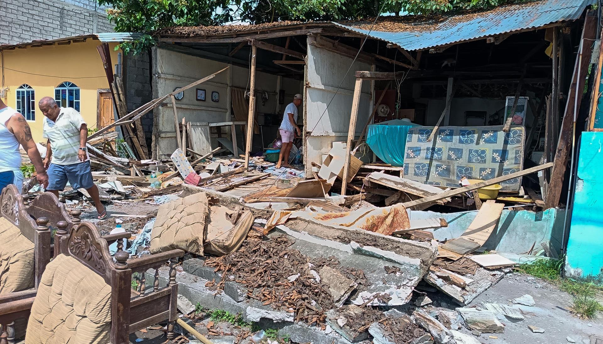 Una vivienda afectada tras el sismo.