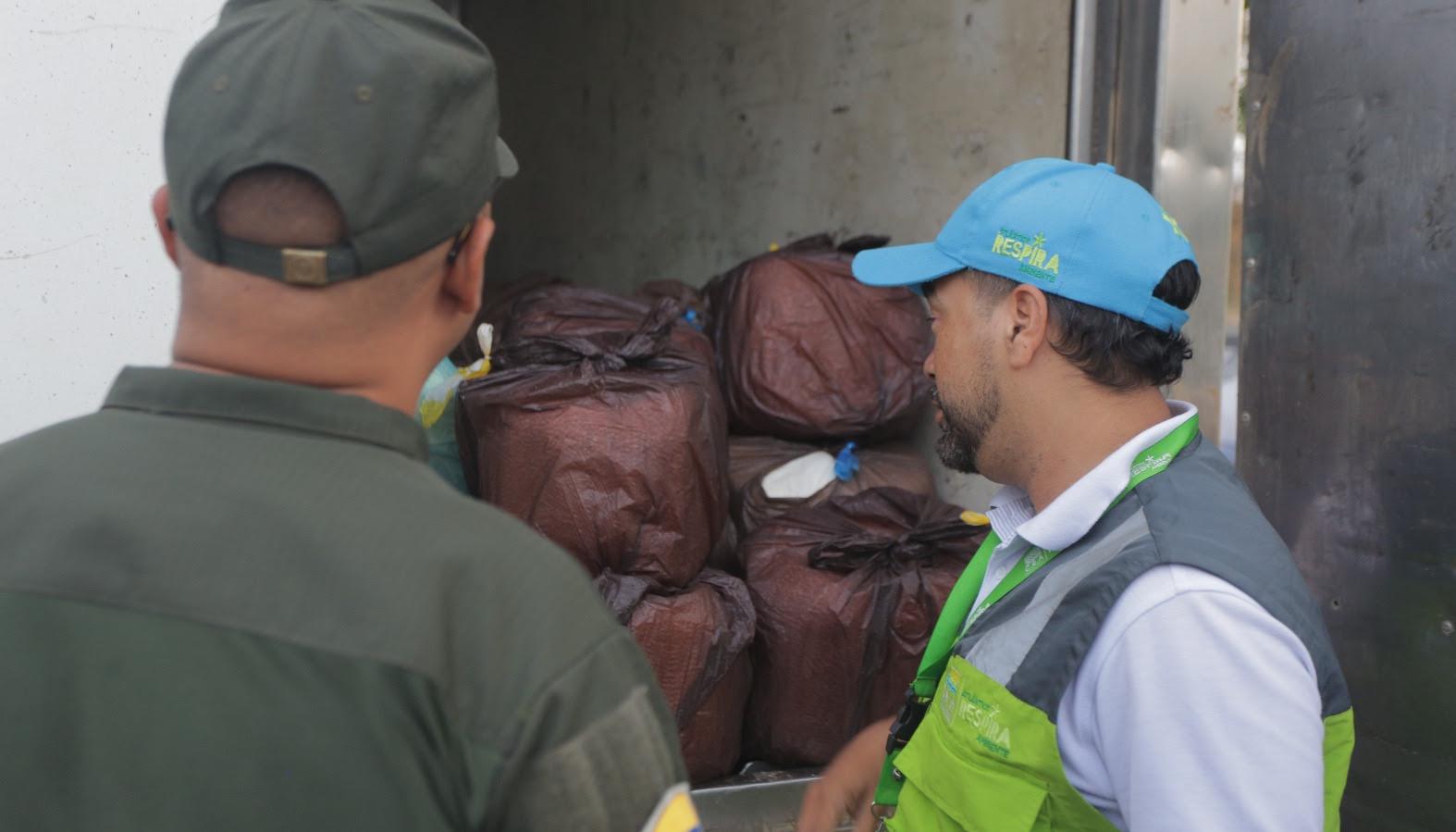 Operativos de control y sensibilización de la C.R.A. en vías del Atlántico.