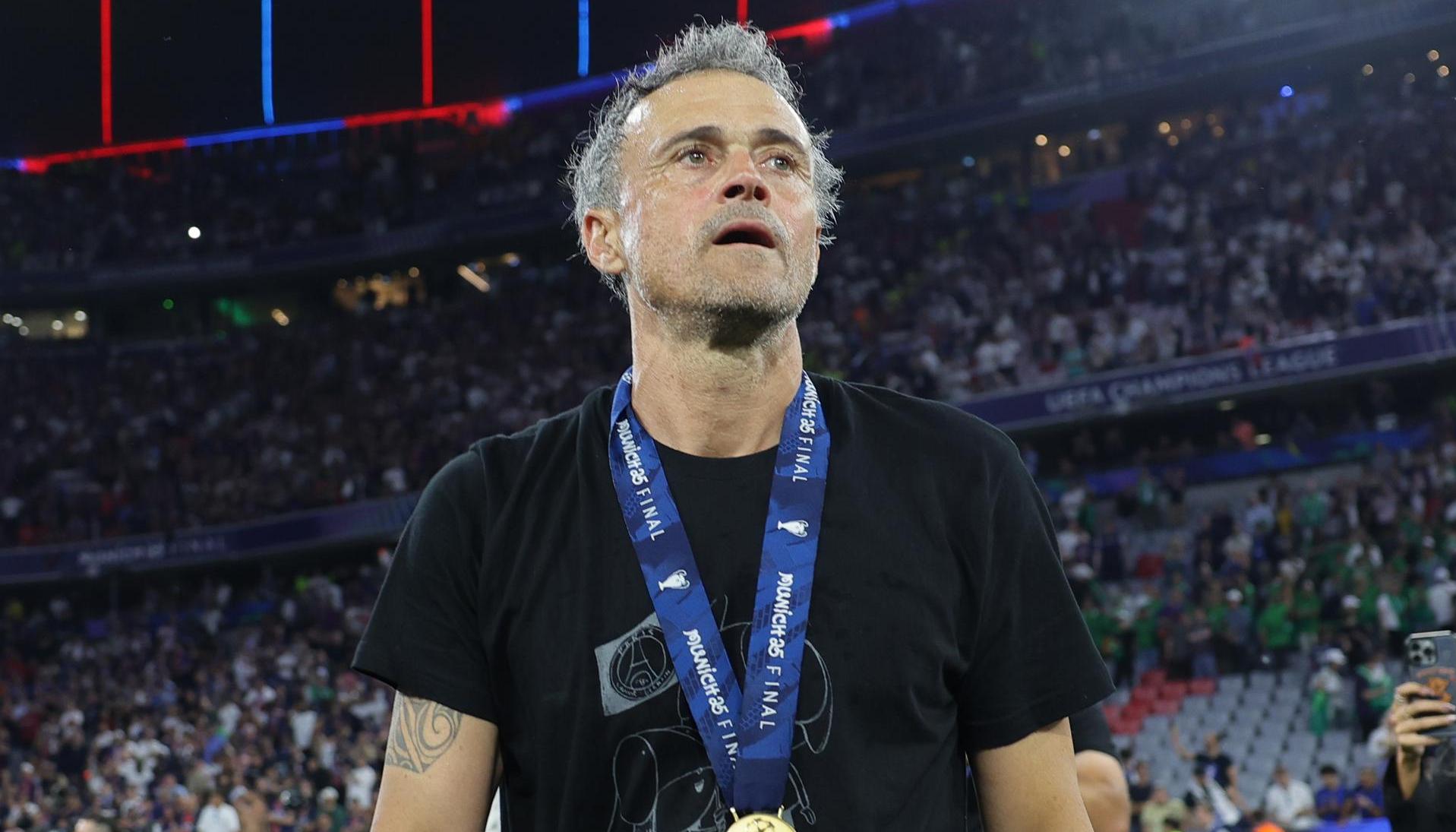 Luis Enrique, campeón de Champions League con el PSG.