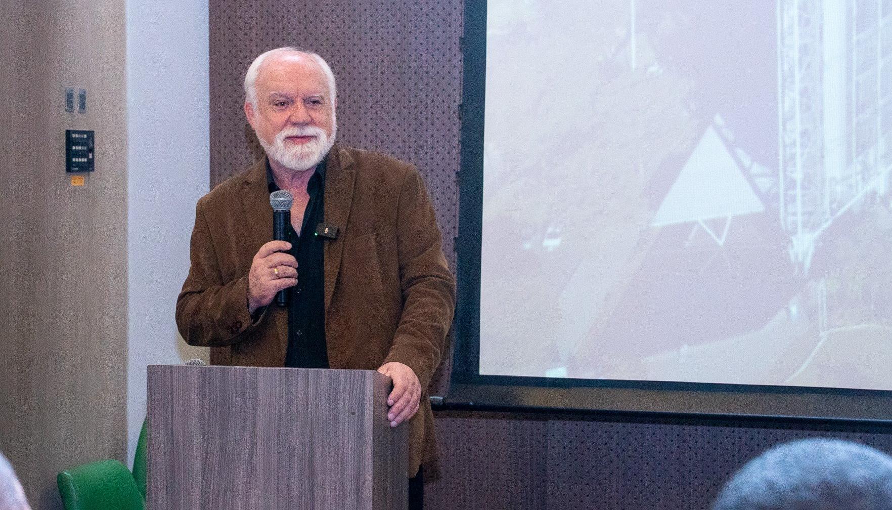 El director de la ADRES, Félix León Martínez.