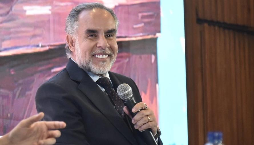 Armando Benedetti, ministro del Interior. 