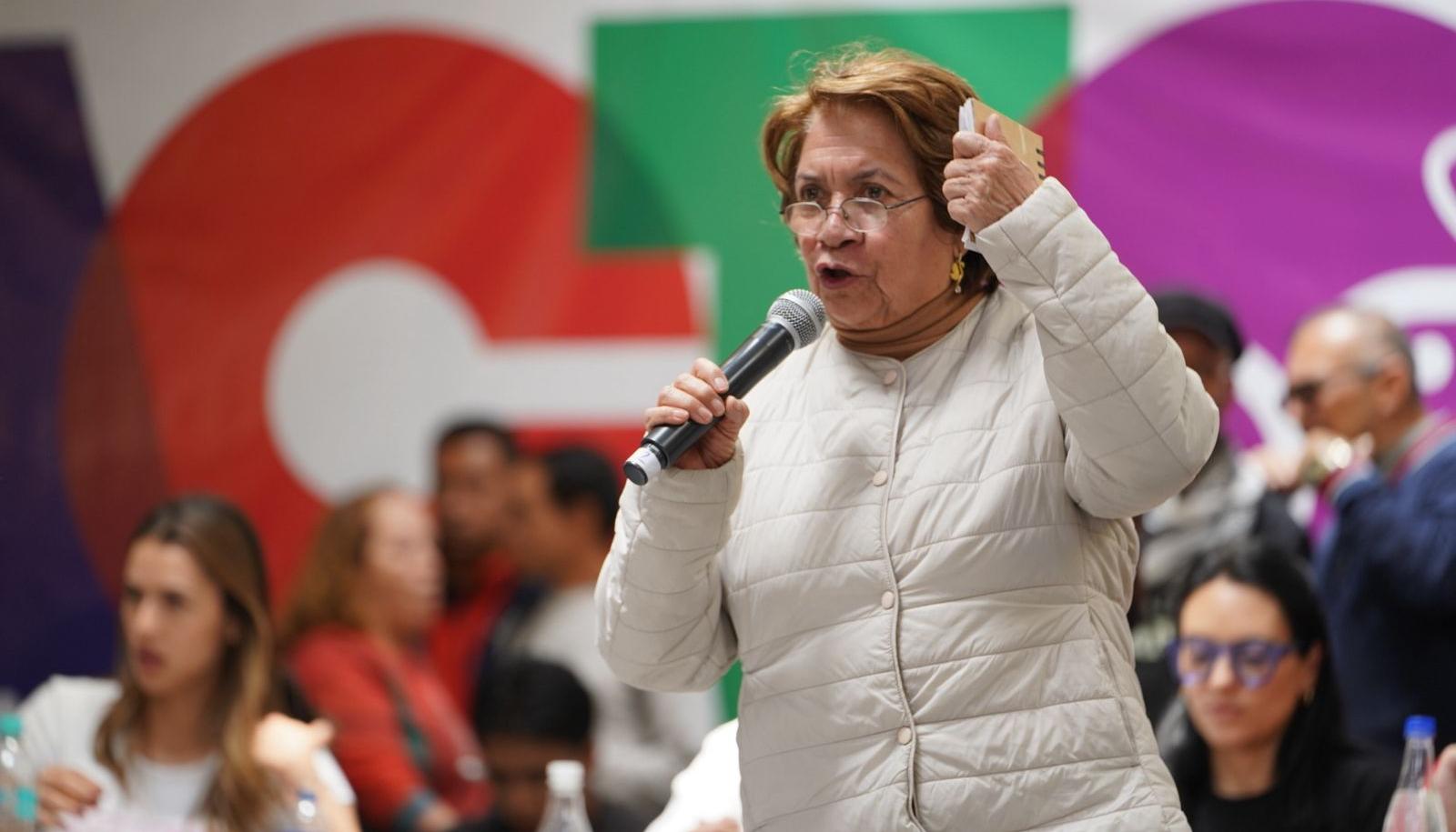 La senadora Aída Avella es la ponente.