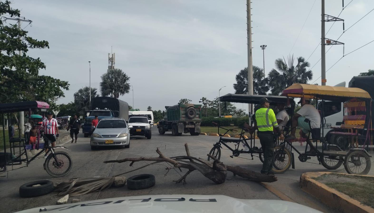 Bloqueo en el sector de La Bendición de Dios. 