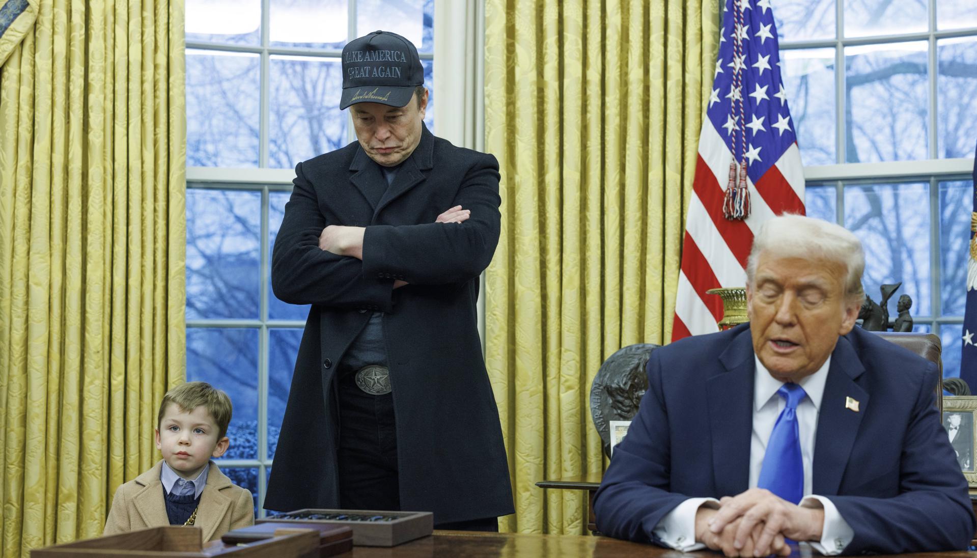Elon Musk junto con el Presidente Donald Trump. 