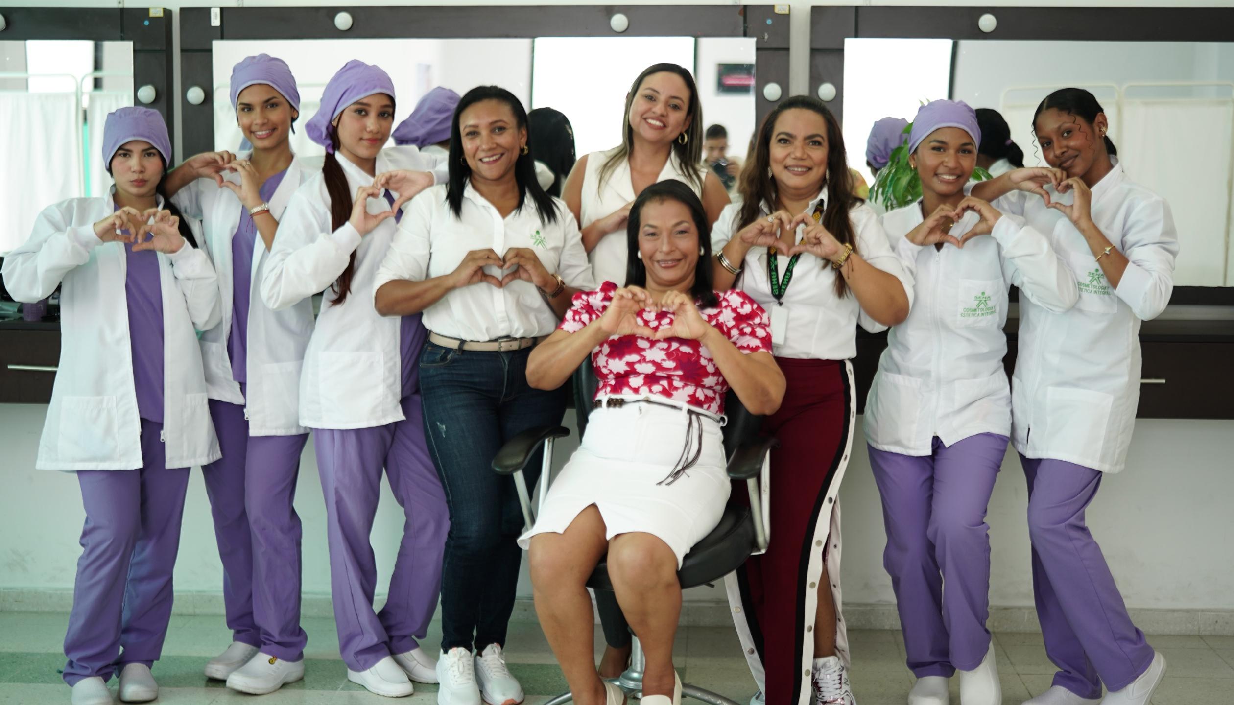  Jazmín Oliveros, instructoras y aprendices Sena.