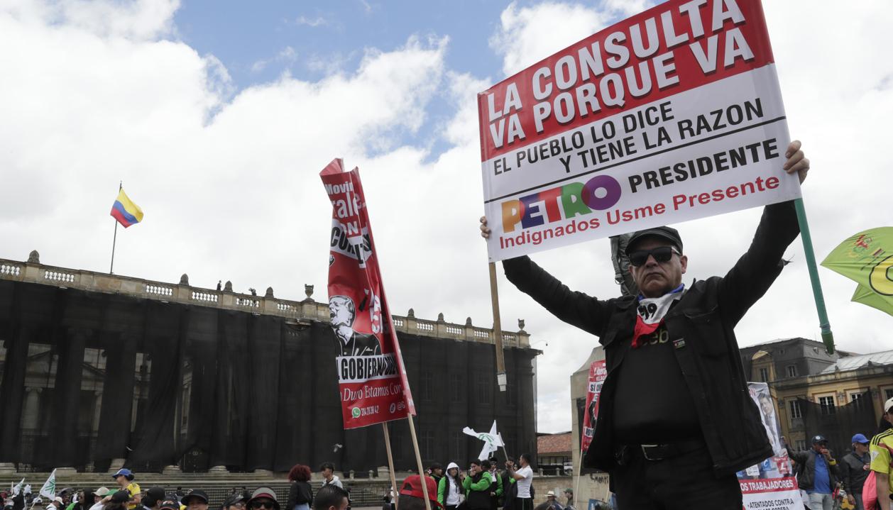Imagen de la manifestación de la Plaza de Bolívar, en Bogotá.
