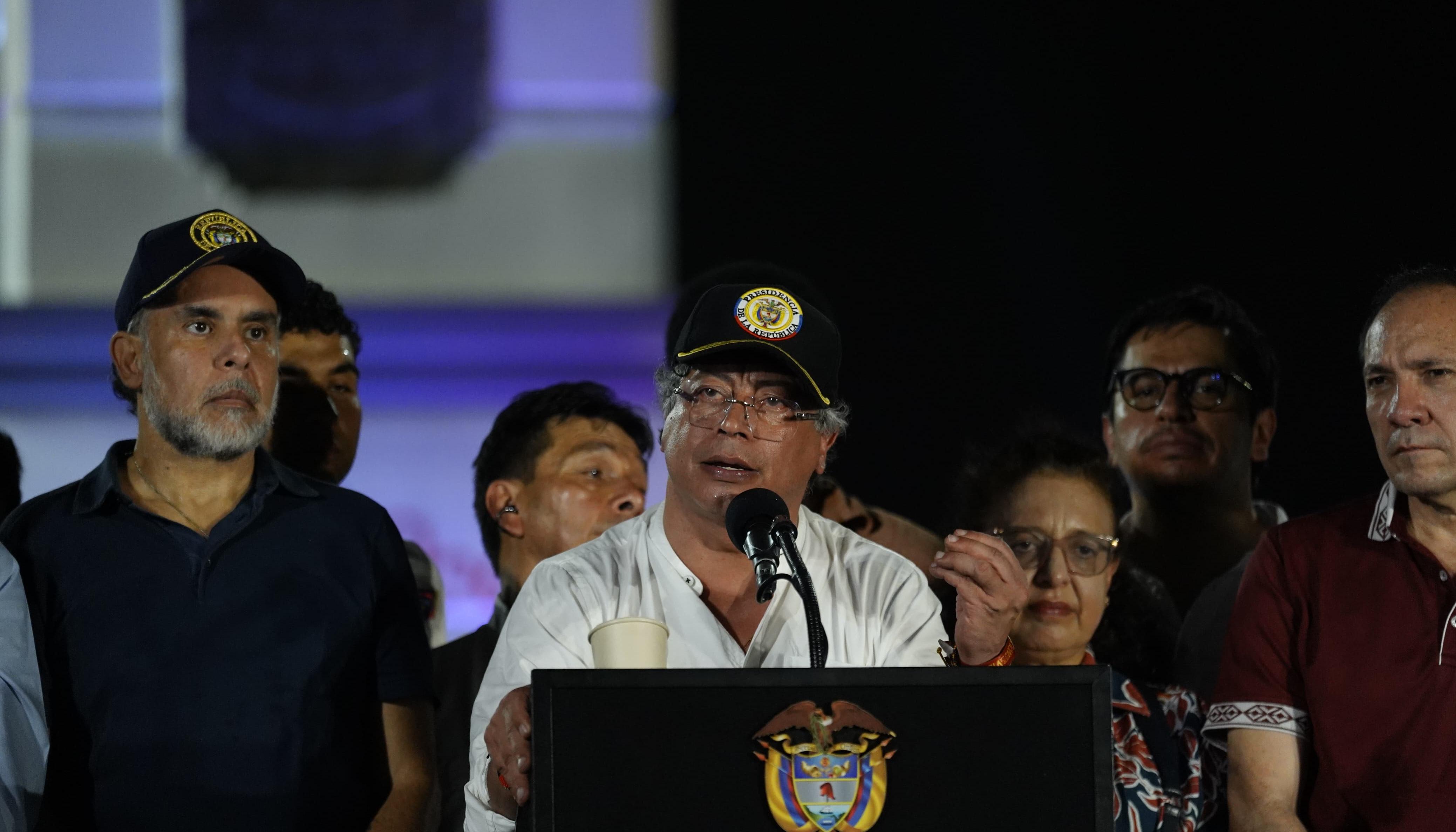Gustavo Petro en el Paseo Bolívar esta noche en Barranquilla. 