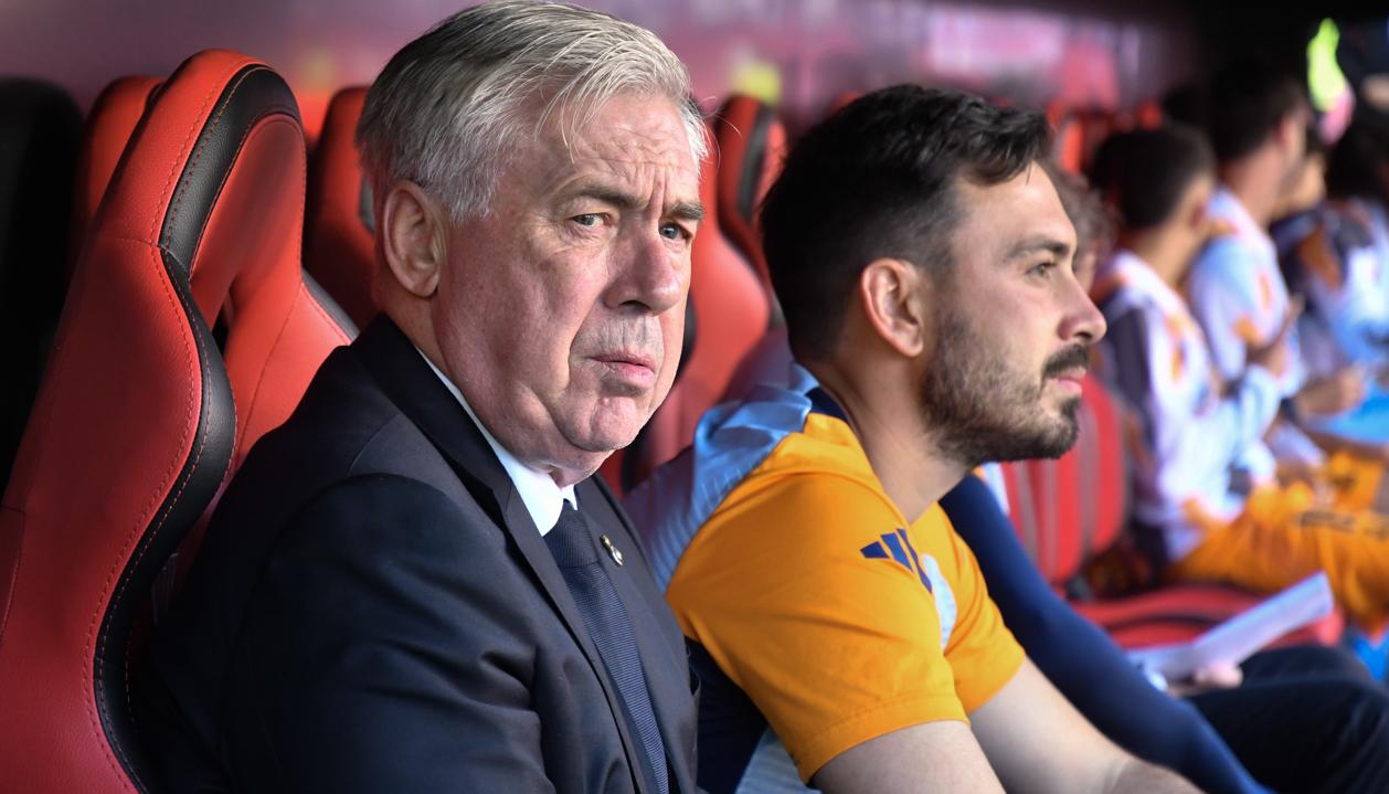 Carlo Ancelotti, nuevo seleccionador de Brasil, con su hijo Davide.