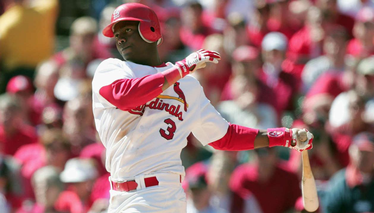 Édgar Rentería lució el uniforme de los Cardenales entre 1999 y 2004.