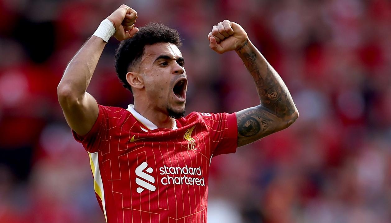 Luis Díaz se coronó campeón de la Premier League con el Liverpool. 