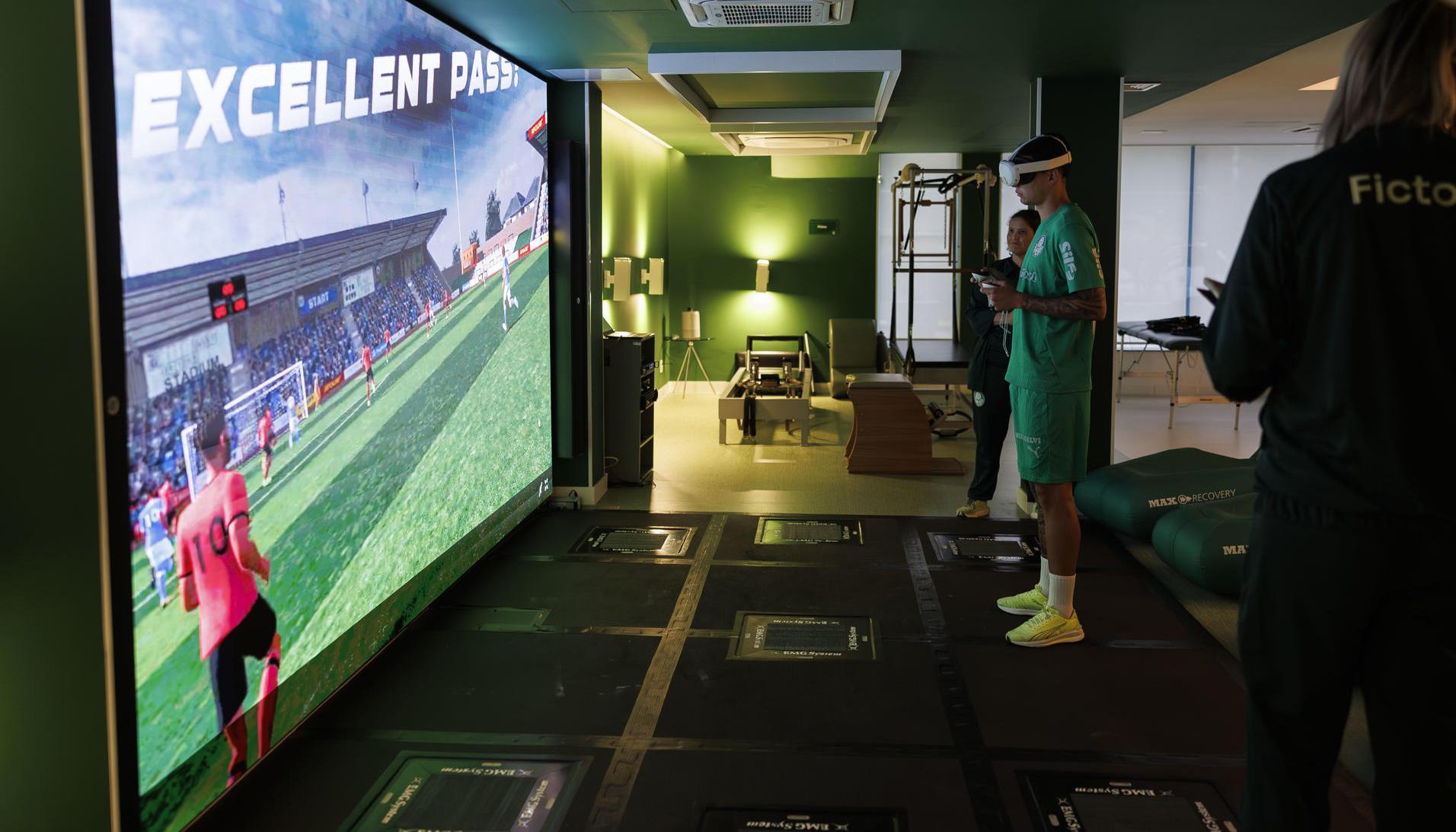 Un jugador del Palmeiras en el 'Centro de Recuperación y Neurociencia'. 