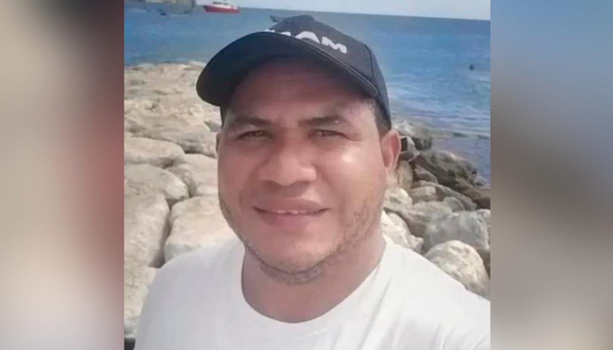 Álvaro Javier Vélez Vásquez.