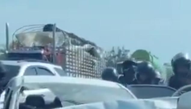 Uno de los vehículos involucrados en el accidente.