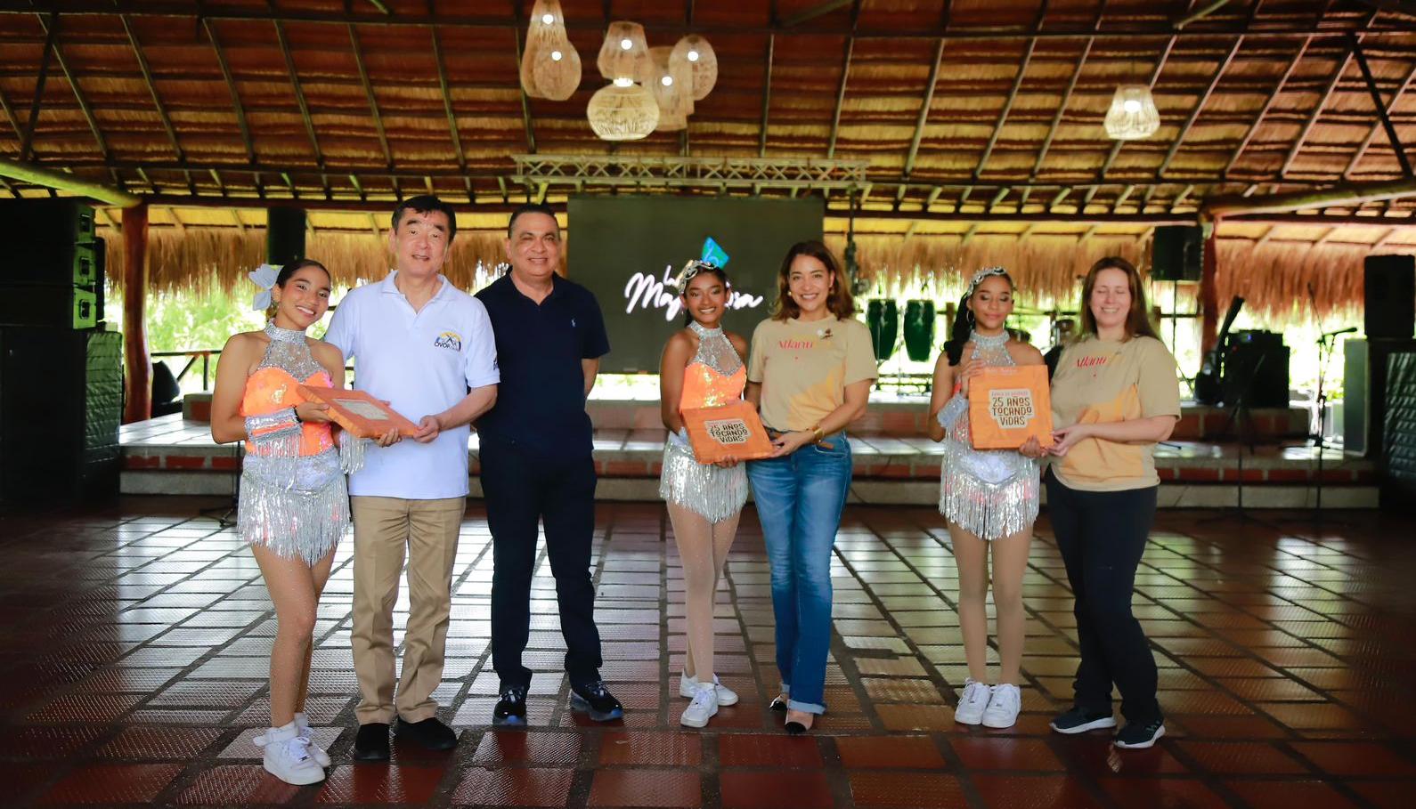Visita de la Agencia de Cooperación de Japón a la sede de la Banda de Baranoa.
