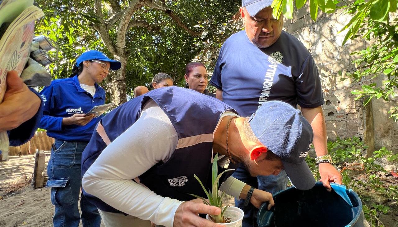 Funcionarios del Distrito realizan jornadas de búsqueda activa en La Playa. 