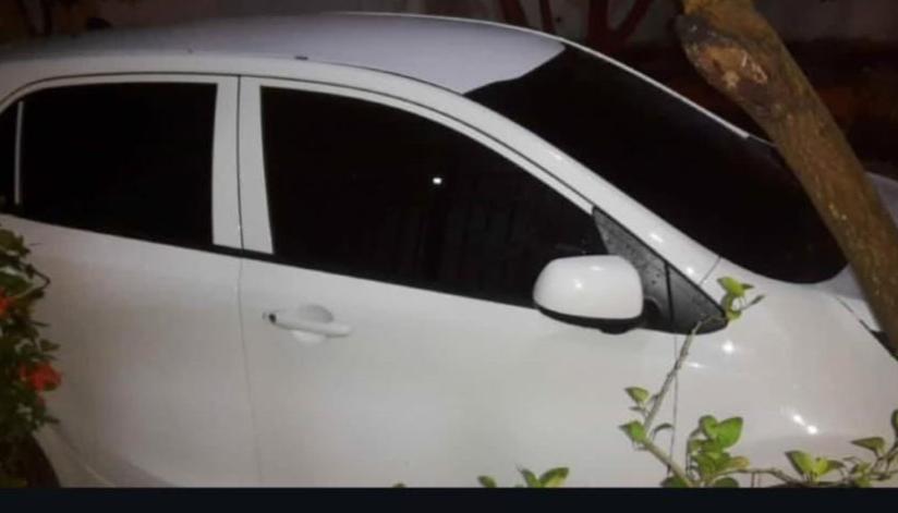 Carro robado en el barrio El Prado.