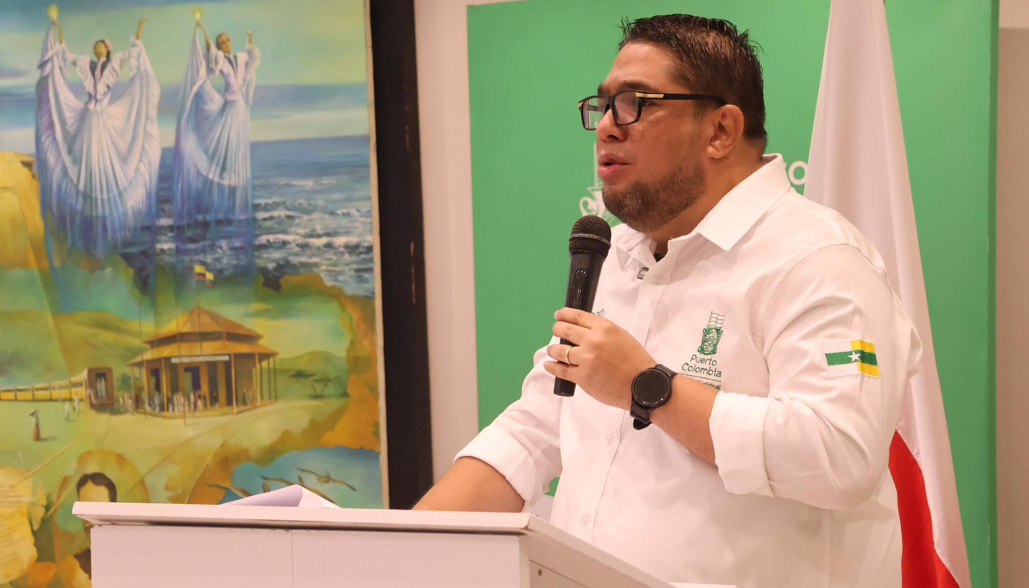 El Alcalde de Puerto Colombia, Plinio Cedeño.