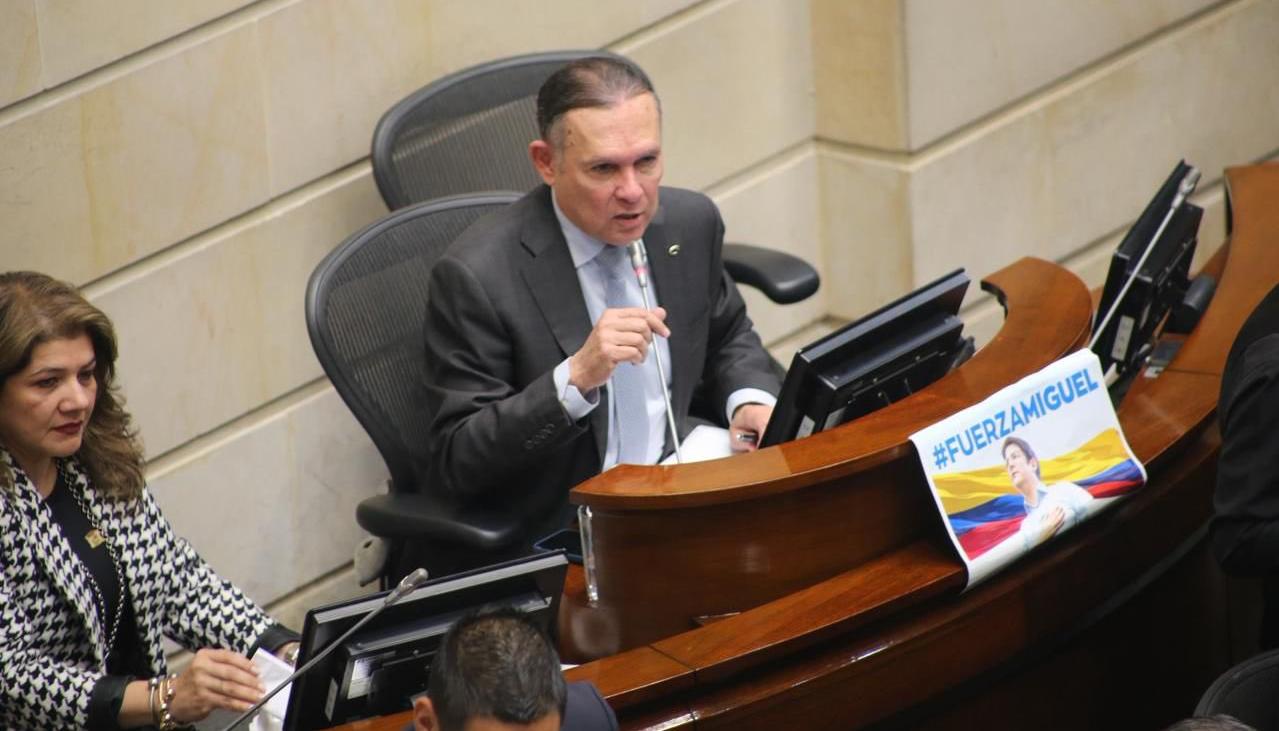 El presidente del Senado, Efraín Cepeda.