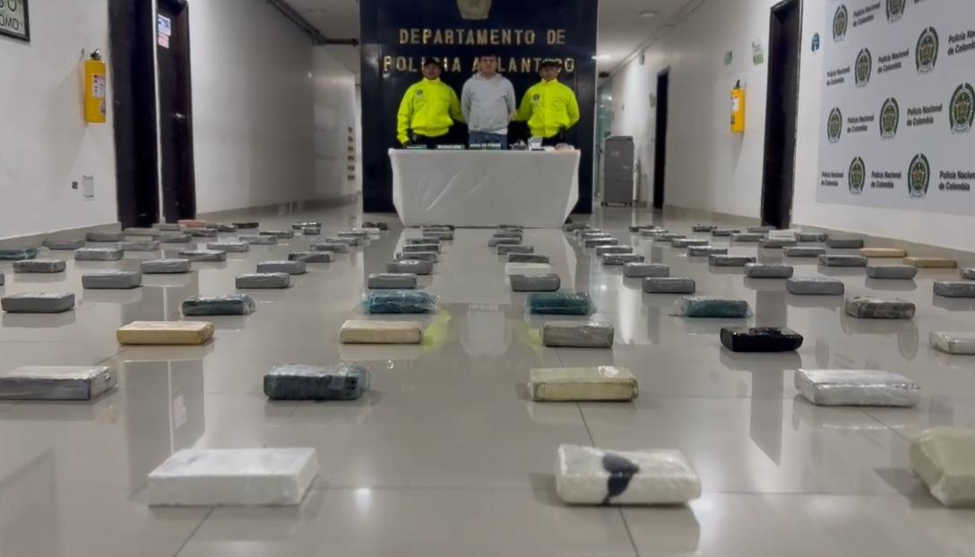 Hombre capturado y droga incautada en Alameda del Río. 