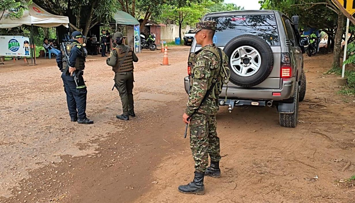 Ejército y Policía en operaciones en El Guaviare.