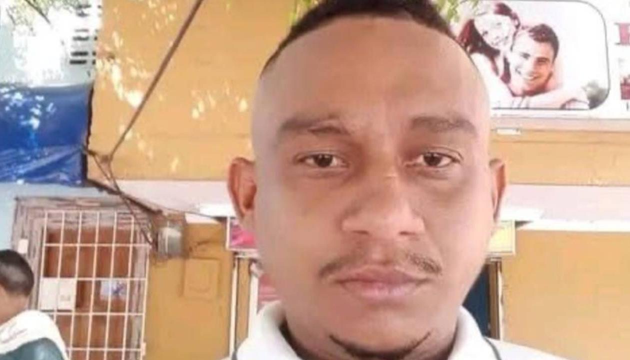 Esteguin Rafael Orozco De León.