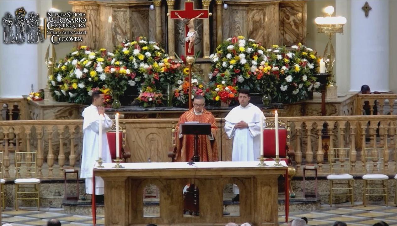 Imagen durante la eucaristía en la Basílica de Nuestra Señora del Rosario de Chiquinquirá.