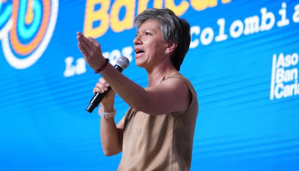 La candidata presidencial Claudia López.