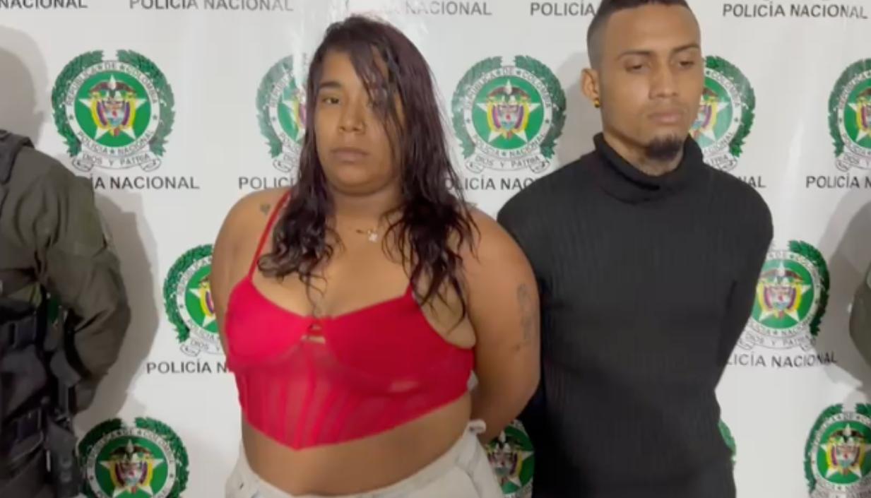 Los dos capturados por parte del Gaula de la Policía. 