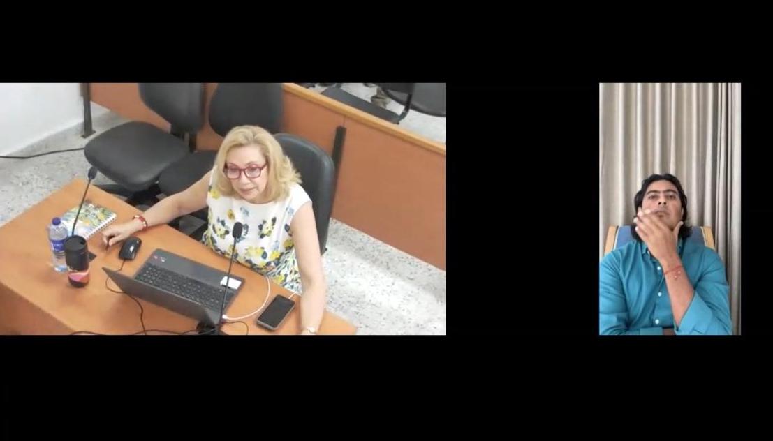 Lucy Marcela Laborde y Nicolás Petro