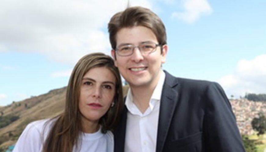 María Carolina Hoyos y Miguel Uribe.