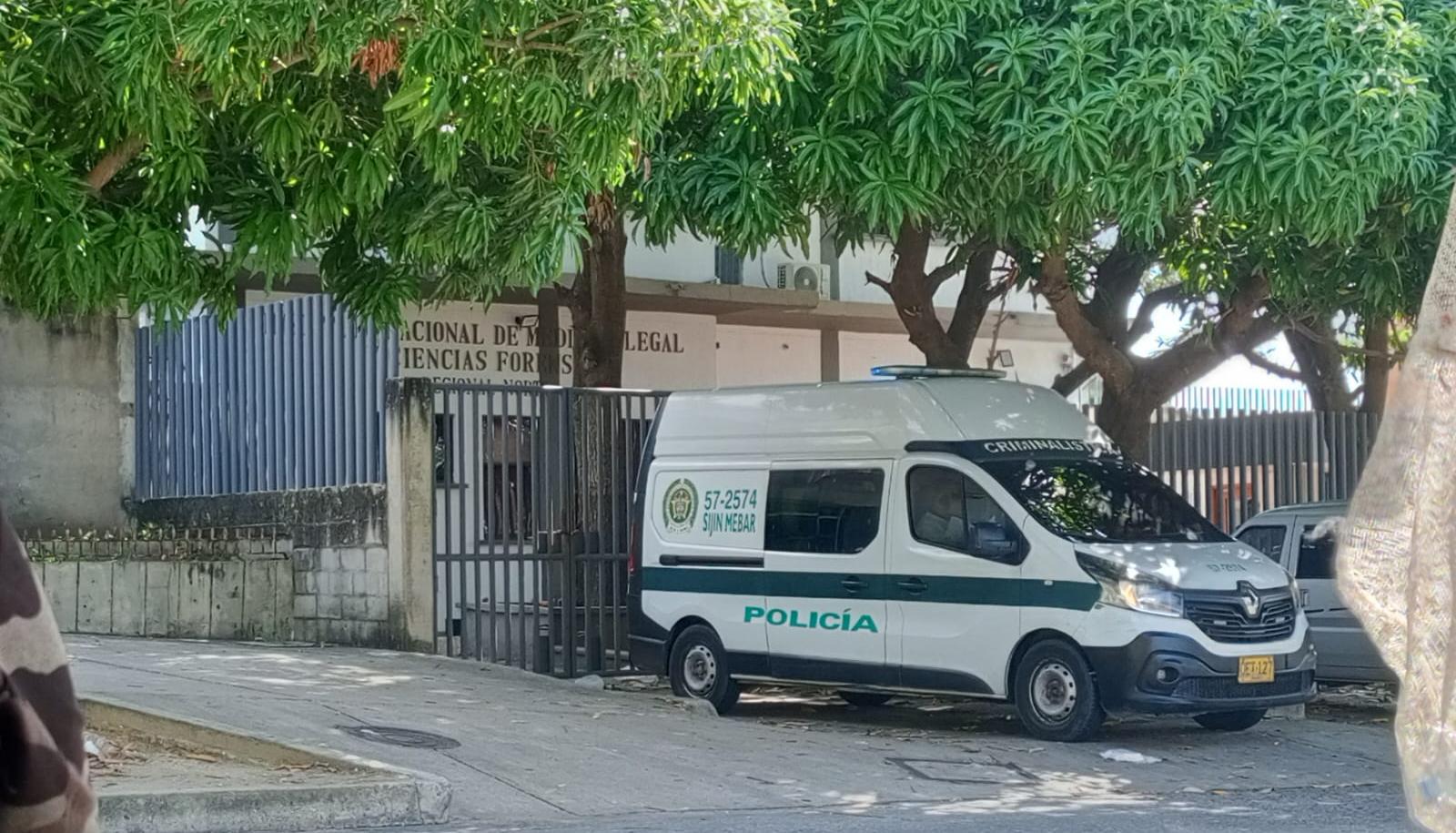 La Sijín llevó el cuerpo en la mañana de este lunes a Medicina Legal.