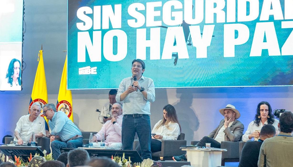 El senador y precandidato presidencial Miguel Uribe Turbay, herido en un atentado el sábado.